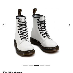 Dr. Martens White Patent 1460 original Lace-Up Boots